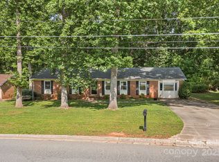 844 Fieldstone Rd, Mooresville, NC 28115