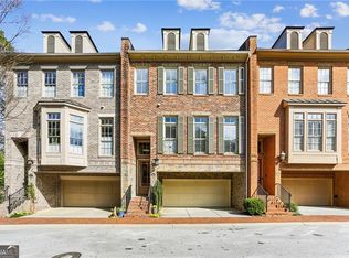 4 Candler Grove Dr, Decatur, GA 30030