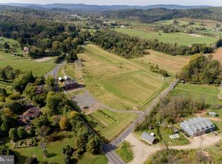 3016 Moyer Rd, Hellertown, PA 18055