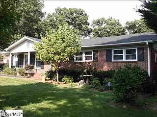 1st image of 119 Avon Dr