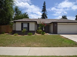 6190 N Prospect Ave, Fresno, CA
