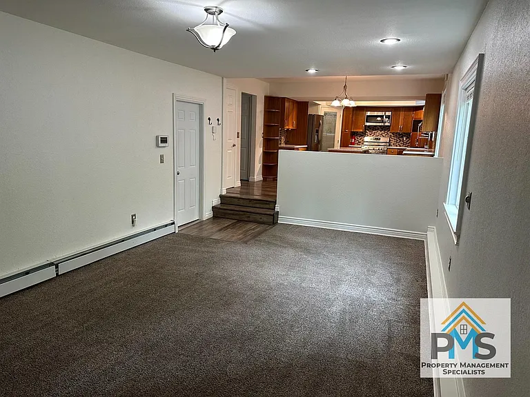 6304 Citadel Ln — Photo 9