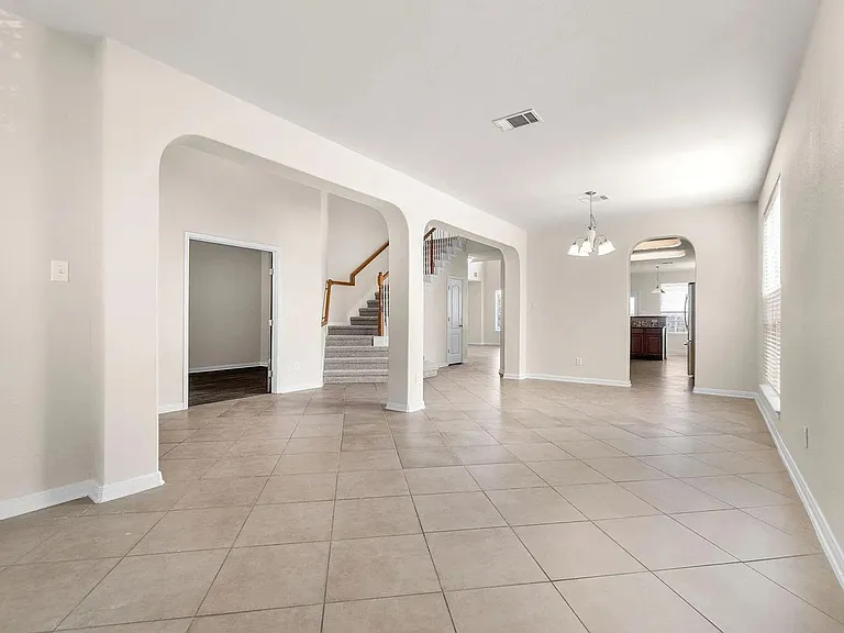 1209 Laurel Oak Trl — Photo 7
