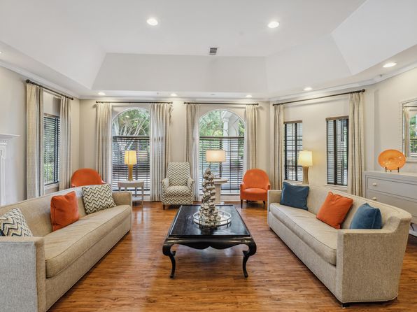 2999 Continental Colony Pkwy SW #208