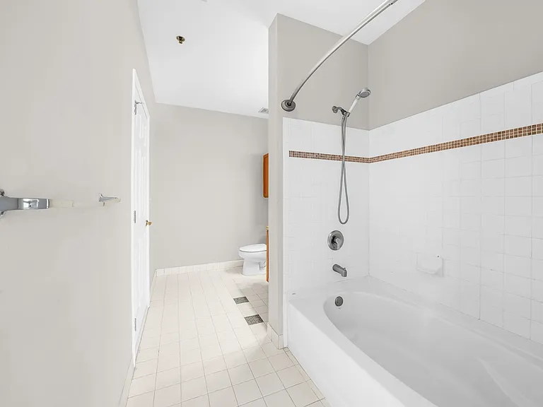 24 Avenue At Port Imperial #217 — Photo 18