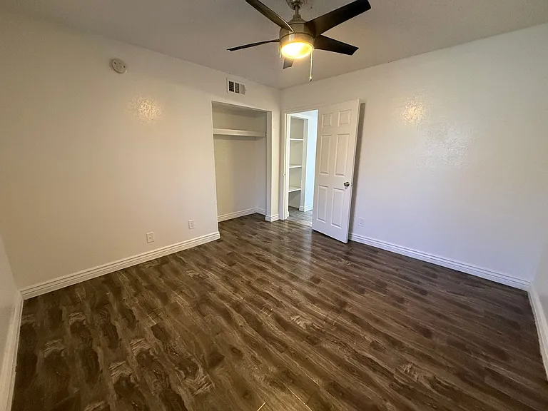 Wilshire place — Photo 22