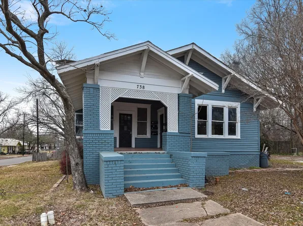 738 1st St SW, Paris, TX 75460