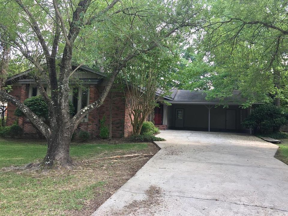 1st image of 112 Northwest Cir