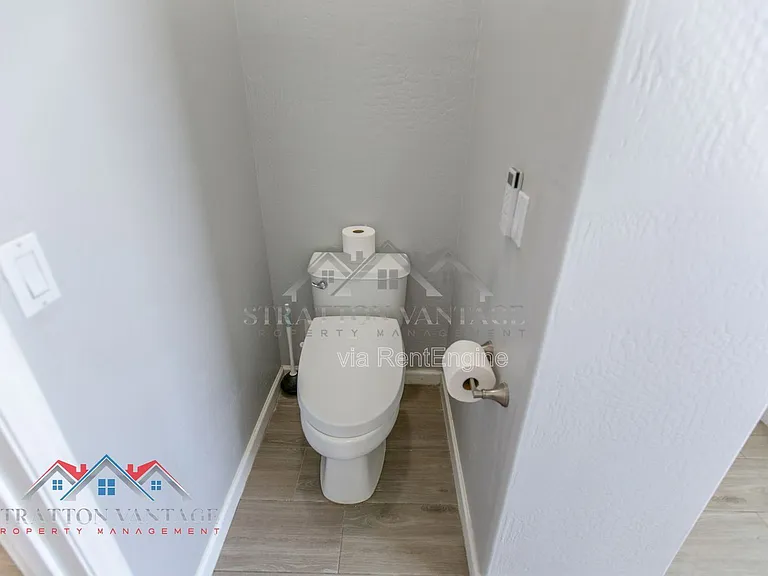 3068 E Ravenswood Dr — Photo 21