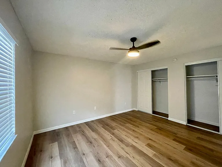 1223 Pamela St — Photo 27