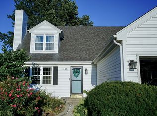 1149 Westfield Crse, Geneva, IL 60134