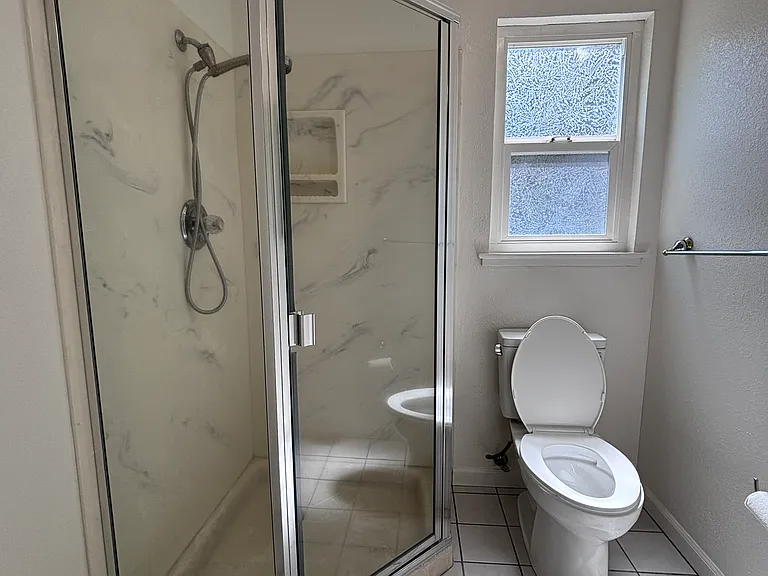 1337 Bedford St — Photo 26