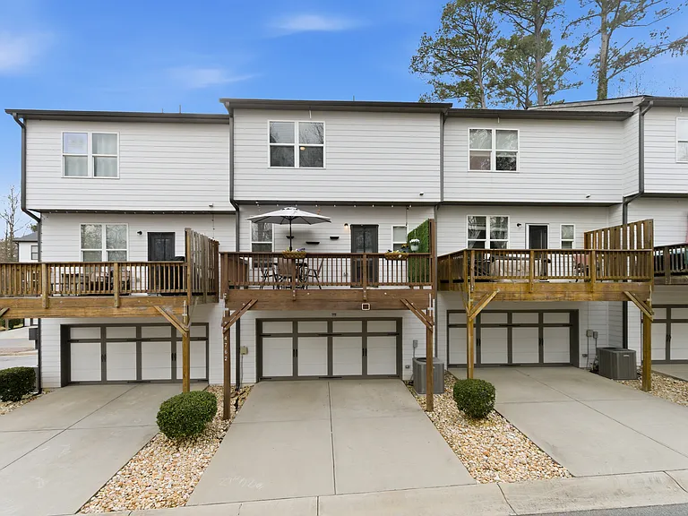 4762 Sampson Ct — Photo 5