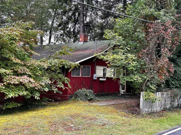 268 County Rd, Waynesville, NC 28785