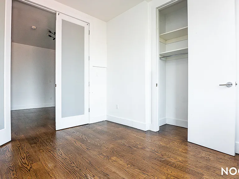 112 Manhattan Ave #5B — Photo 3