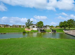 32 Lexi Ln, Burnet, TX 78611
