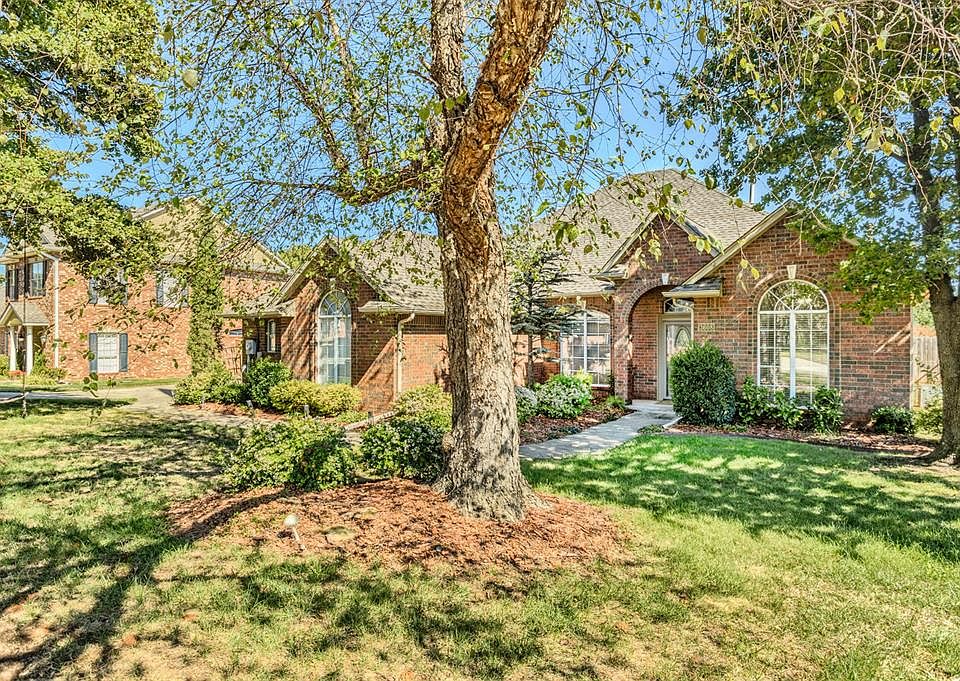 1st image of 3608 Equestrian Ct