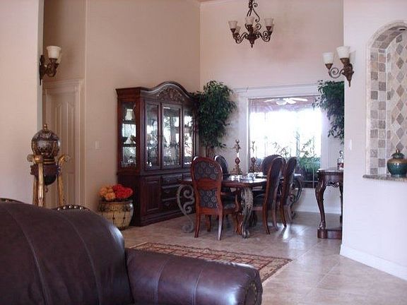 4th image of 3129 Calle Maravillosa