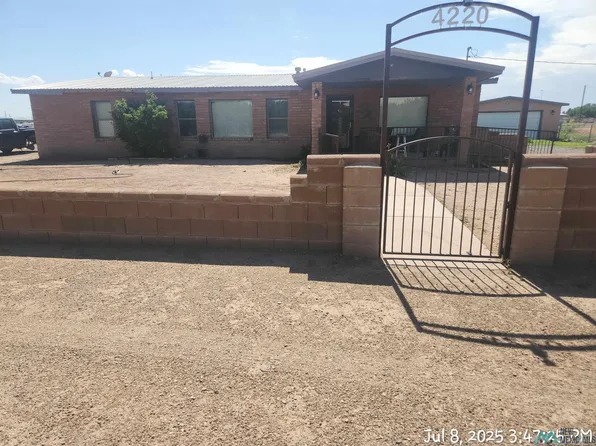 4220 8th St S, Deming, NM 88030