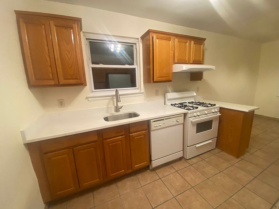1st image of 212-10 43rd Ave #2