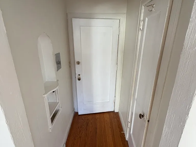1143 McKinley Ave #1 — Photo 10
