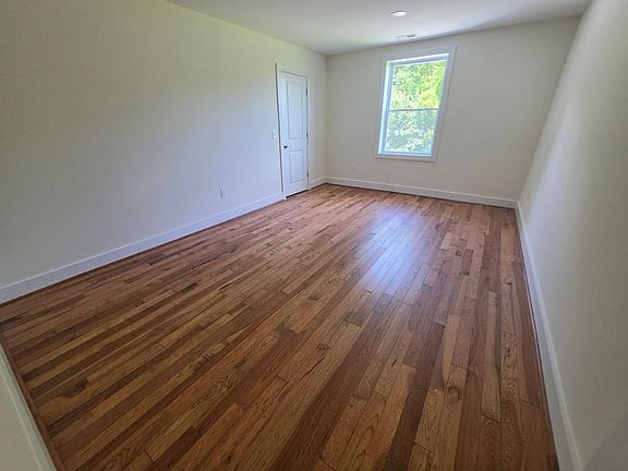 5th image of 2721 Conowingo Rd #A