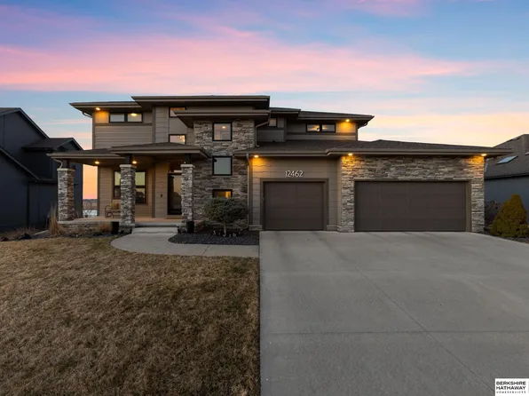 12462 Pheasant Run Ln, Papillion, NE 68046