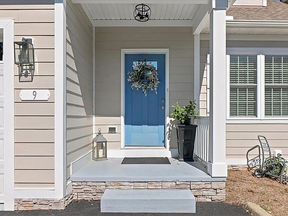 3rd image of 123 Overlook Rd