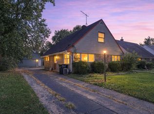 17143 Ridgewood Ave, Lansing, IL 60438