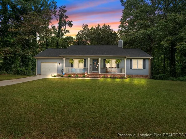 76 N Hillside Dr, Spring Lake, NC 28390