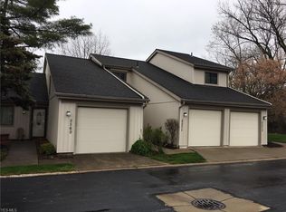 5571 Pipers Ct #22, Parma, OH 44134