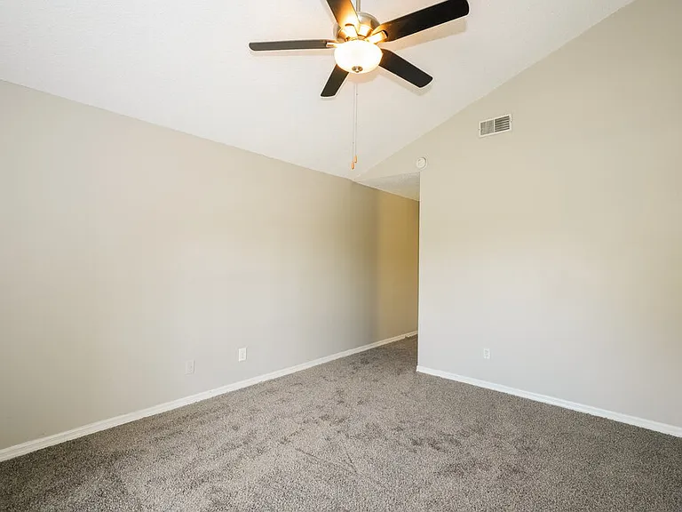 1670 Palm Leaf Dr — Photo 11