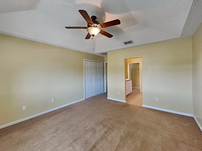 801 Mackenzie Cir — Photo 13