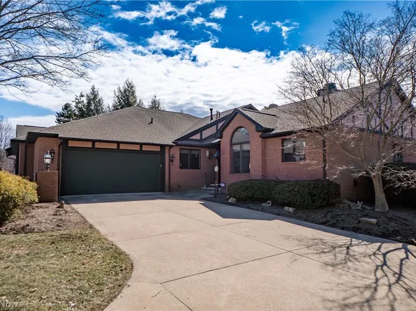 101 N Circle Dr SW, Canton, OH 44709