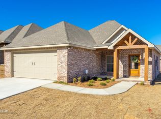 51 Avondale Cir, Hattiesburg, MS 39402