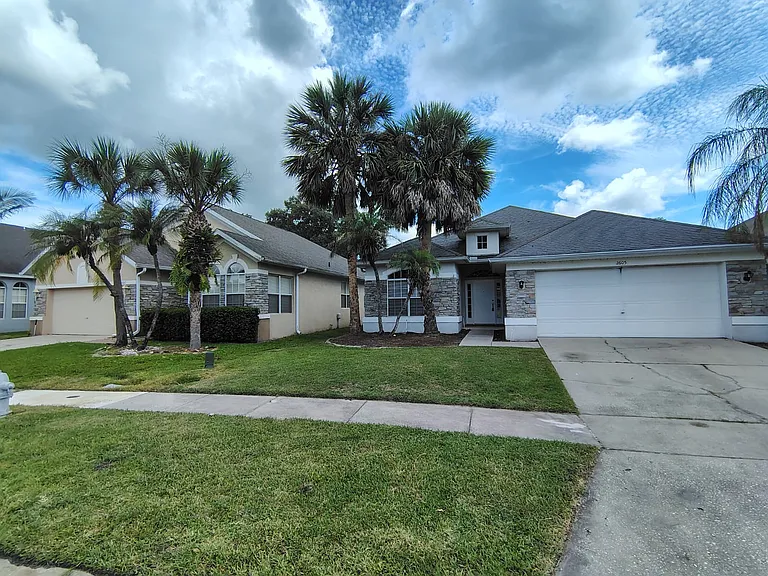 2605 Southpointe Ct — Photo 14