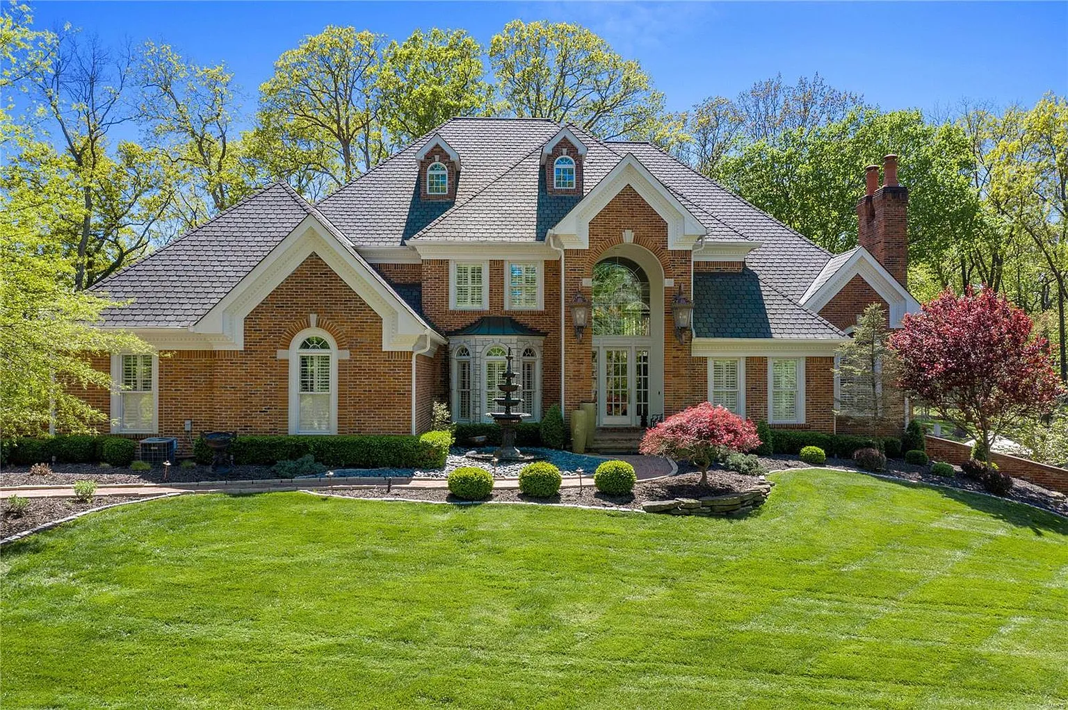 18040 Panorama Dr photo 1