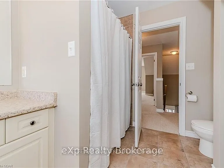 15 Carere Cres #44B — Photo 9