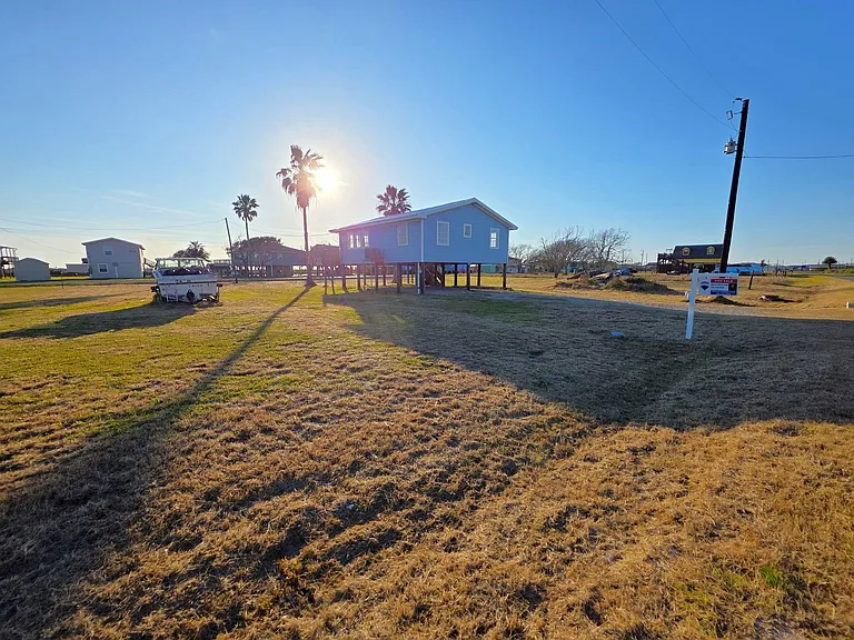 405 Blue Water Blvd — Photo 35