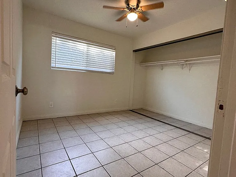 2277 Channel Dr — Photo 9