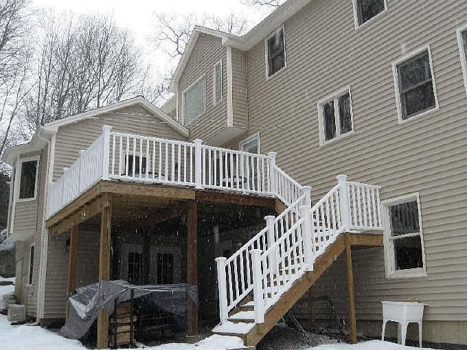 2nd image of 27 Dartmouth Dr
