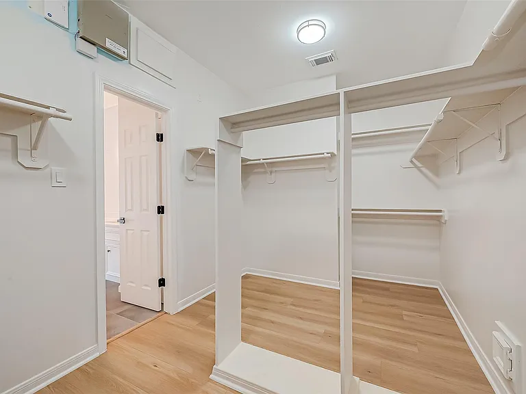 11210 Hundred Bridge Ln — Photo 26