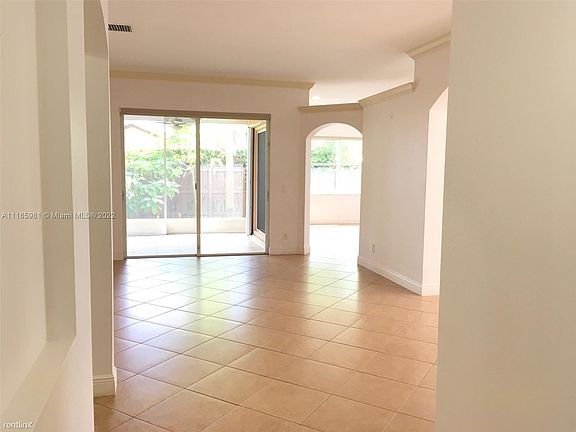 52FC6290-7A6A-4E59-8EC6-0BCBC0DBFC85