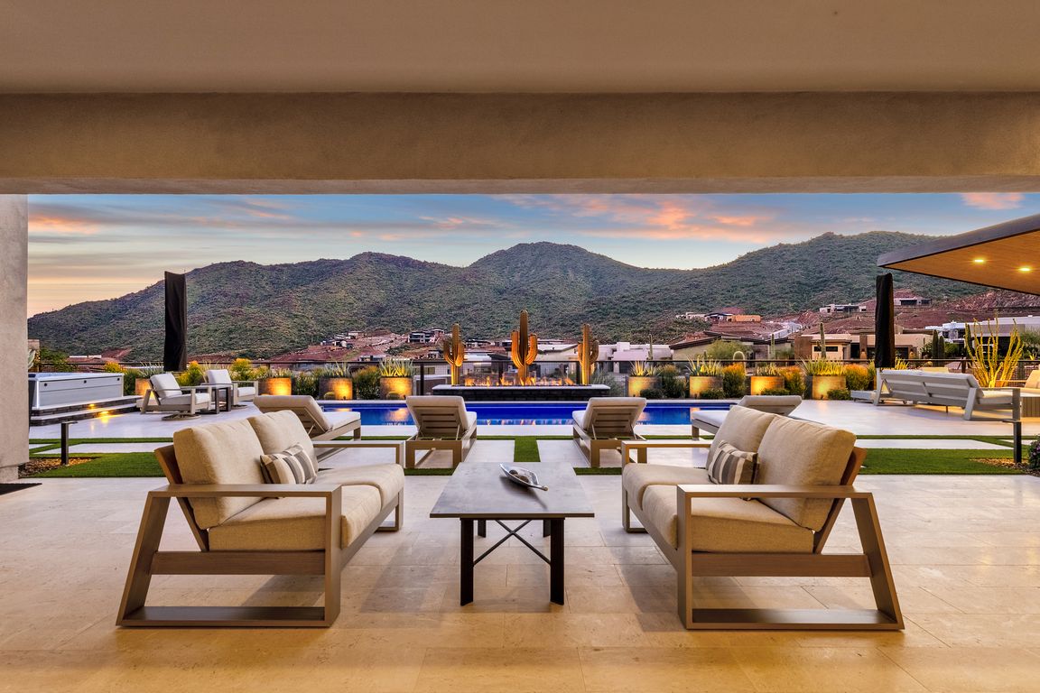 next background image