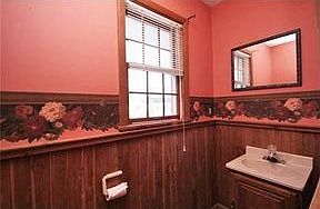 5th image of 12 Academy Ave