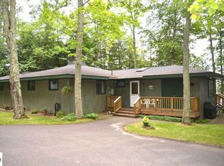 4332 S East Torch Lake Dr, Bellaire, MI 49615
