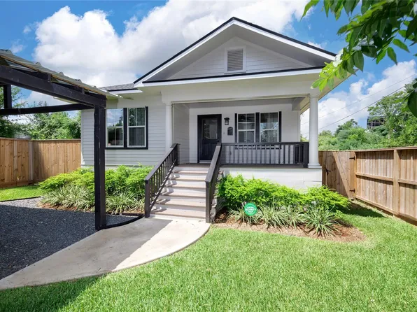 1102 Bingham St, Houston, TX 77007