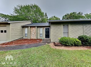 5782 Northfield Ct, Ellenwood, GA 30294