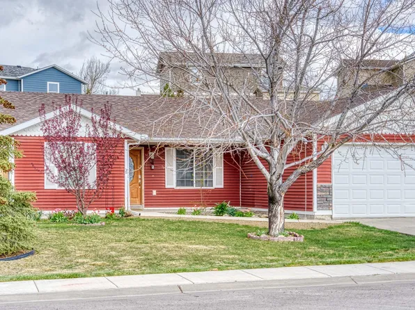 3106 Goldenrod Ave, Gillette, WY 82716