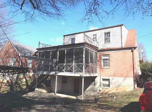 4th image of 829 Hundley St